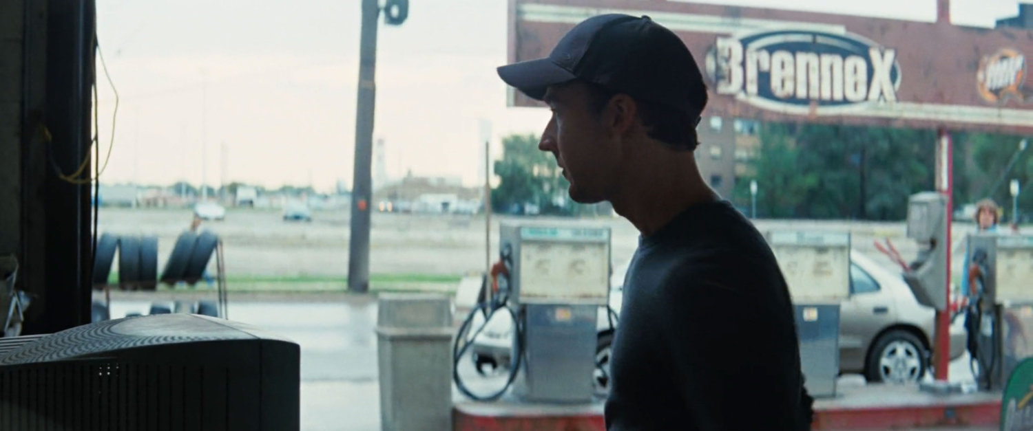 Bruce Banner at a gas station.