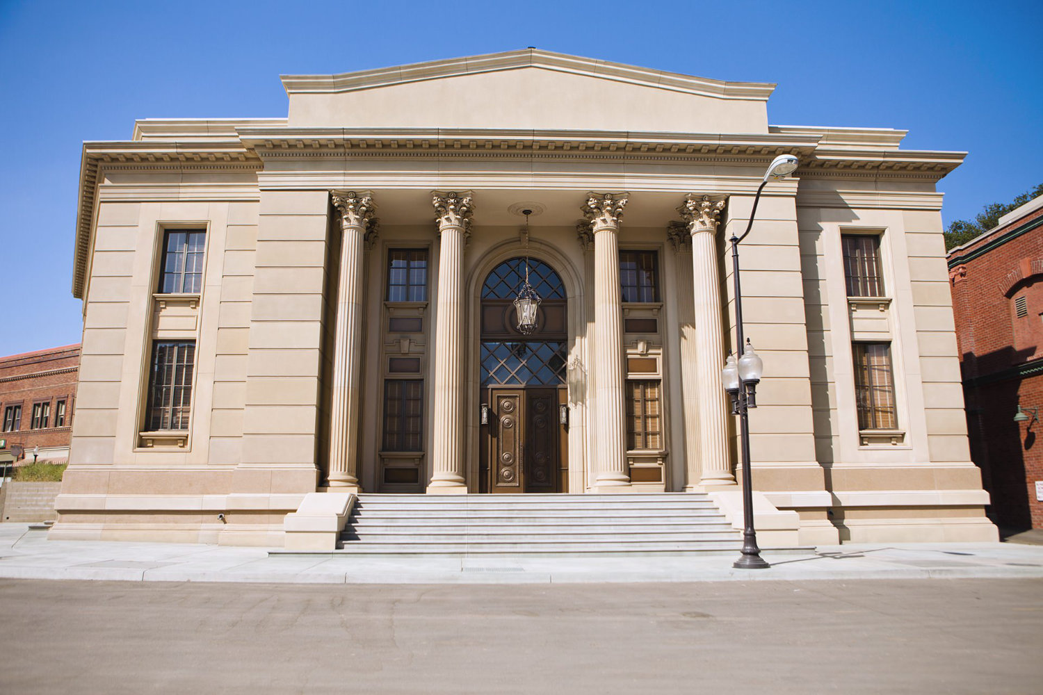 Street View of the building facade for Westview's library.
