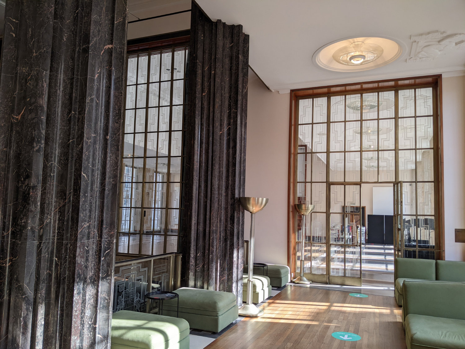 Google street view of interior of Royal Institute of British Architects.