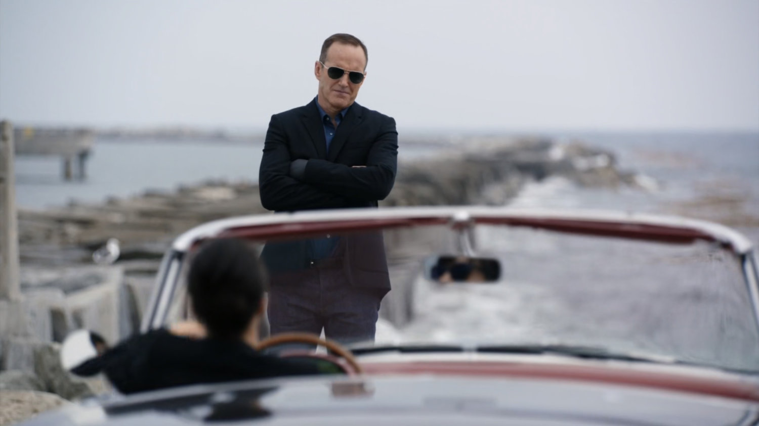 Coulson watches Price arrive at breakwater.