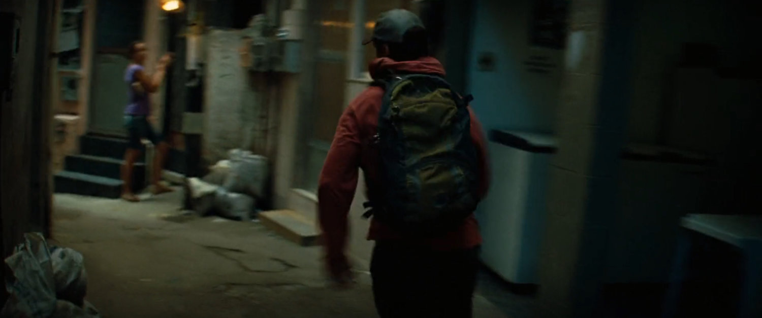 Bruce Banner in tight favela alleyways.