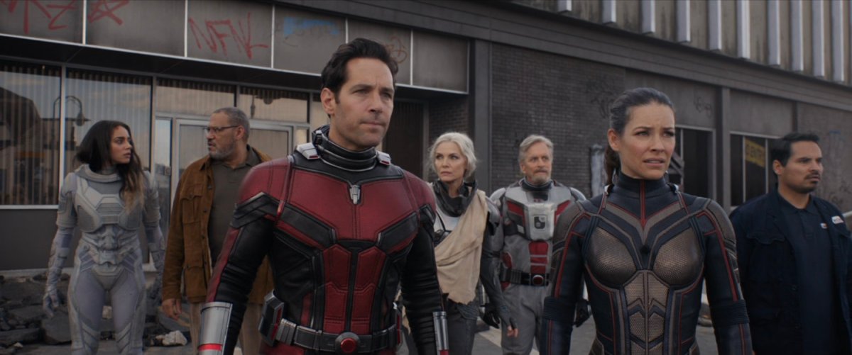 Scott Lang, Hope Van Dyne and their friends gather.