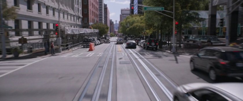 POV of intersection of San Francisco streets.