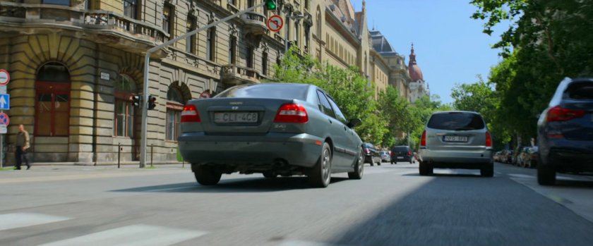 Cars on a Budapest street.