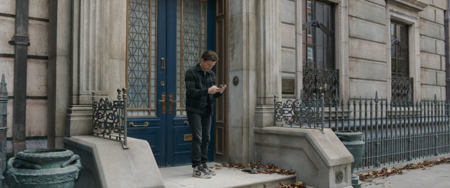 Peter standing in front of the Sanctum Sanctorum.