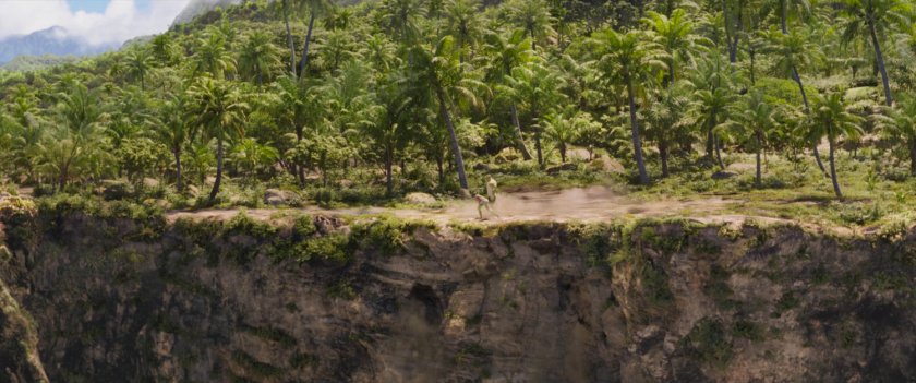 Hulk and She-Hulk on a cliff in the jungle.