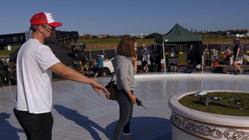 Behind the scenes photo of Natalie Portman at the Mjolnir Shrine.