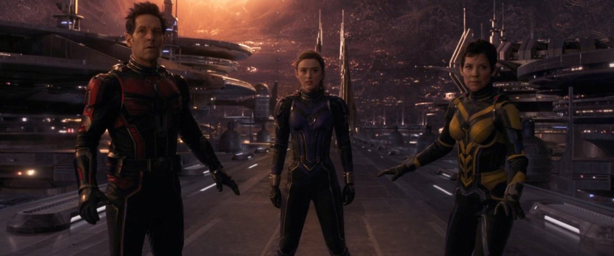 Scott, Cassie, and Hope square off against Kang inside the Quantum Realm.
