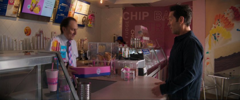 Scott talks to the manager at Baskin-Robbins.