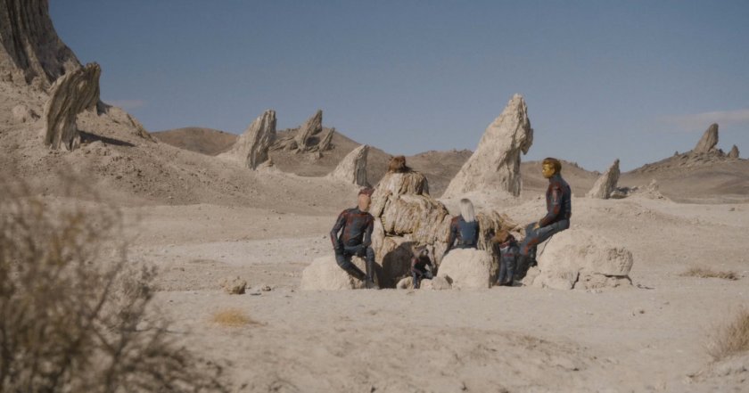 The new Guardians in a Krylor desert.