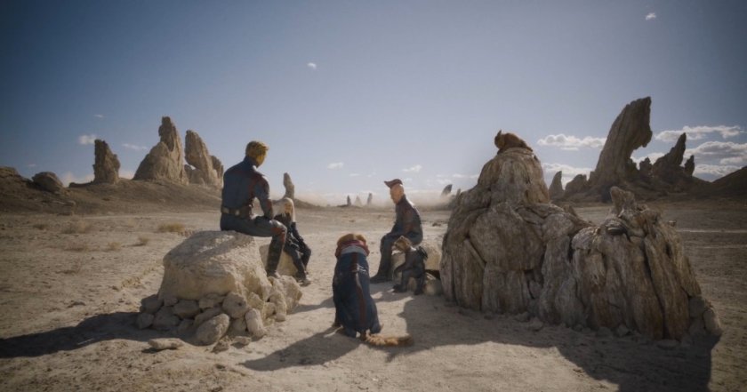 The new Guardians in a Krylor desert.