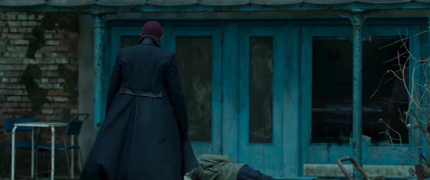 Nick Fury approaching the New Skrullos cafeteria.