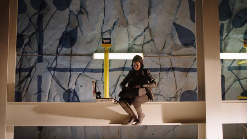 Agent Amador sits above a metro platform in the T-Centralen metro station.