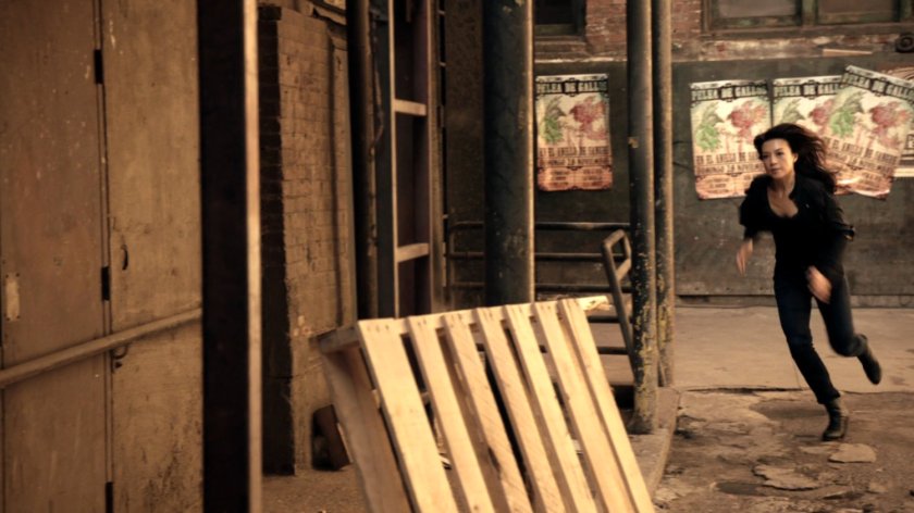 Agent May runs into a Mexico City alley.
