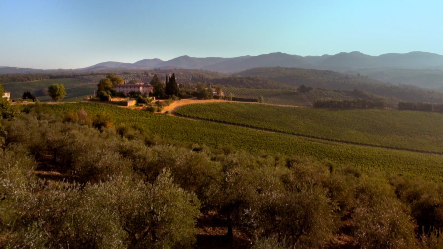 Italian Villa | MCU: Location Scout
