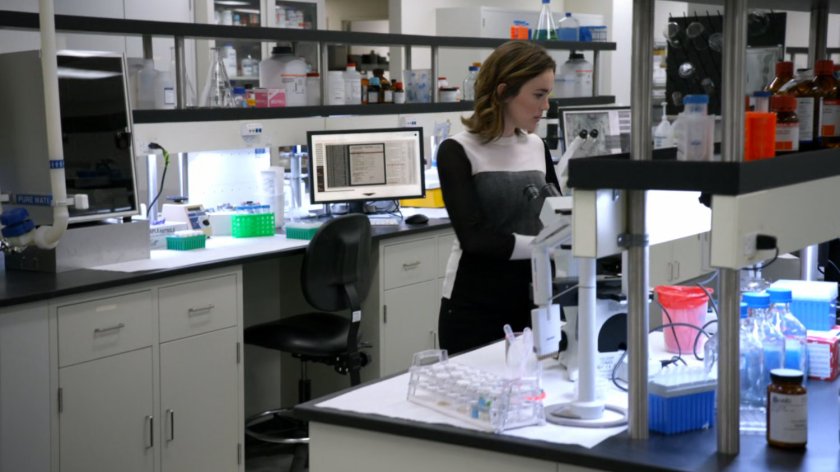 Jemma working in her office laboratory.