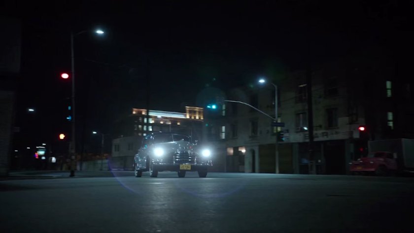 Behind the scenes: Car on New York street.