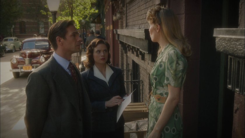 Jarvis and Peggy talk with Josephine on a New York stoop.