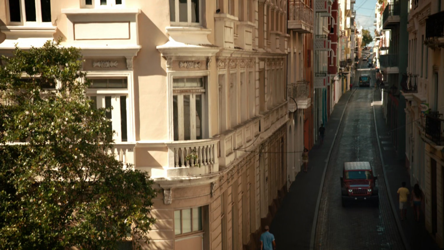 High angle of San Juan street.