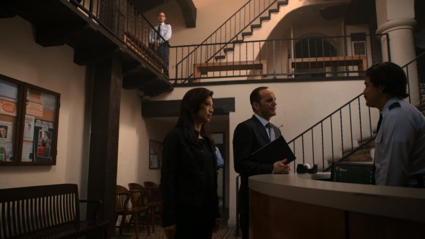 Coulson and May inside Faro police station.