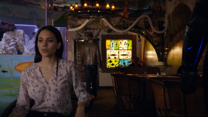 Ward and Agent 33 in Mexican cantina.