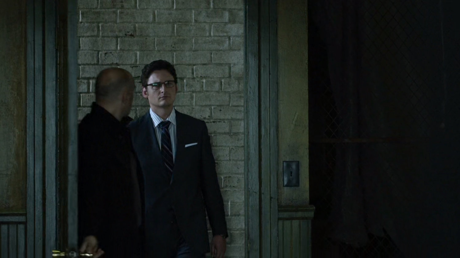 Wesley entering Russian offices.