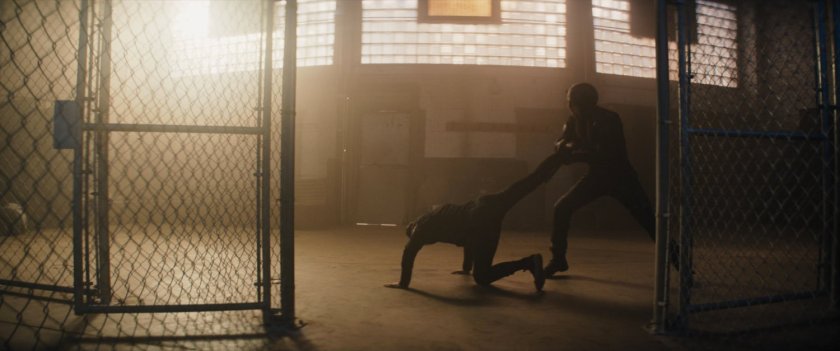 Maya fight Daredevil inside back room of New York nightclub.