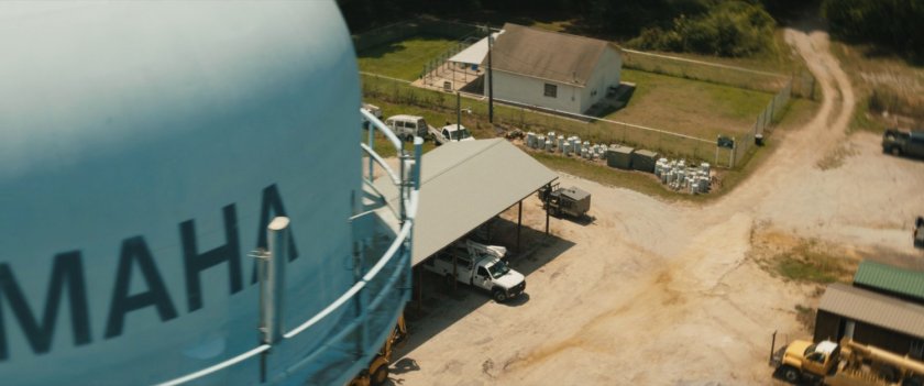 Aerial view of Tamaha water tower and buildings.
