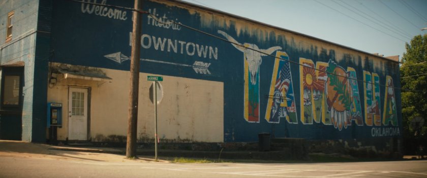 Mural on corner in downtown Tamaha.