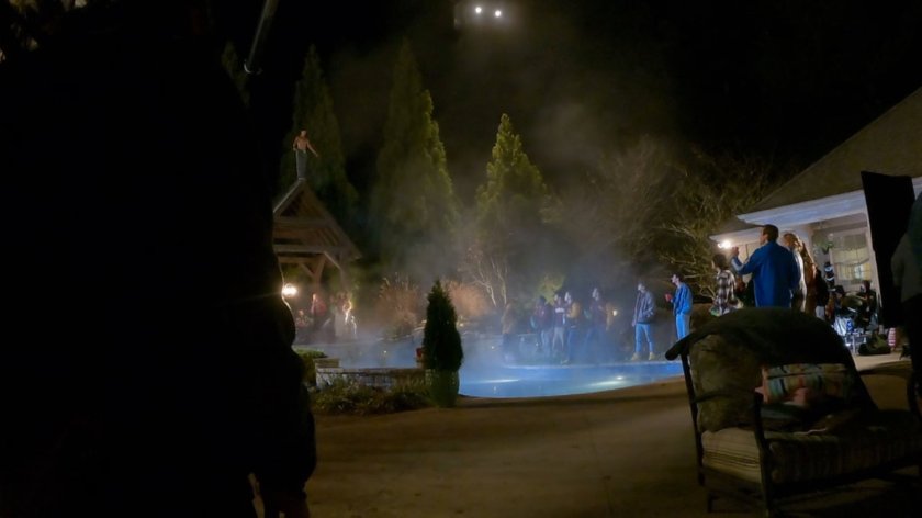 Behind-the-scenes of location for Zoe's party.