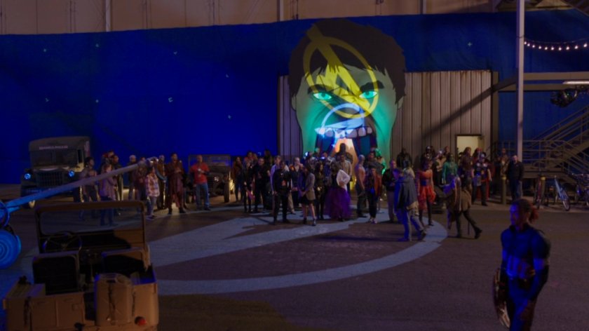 Behind-the-scenes filming of AvengerCon at Trilith studios soundstage.