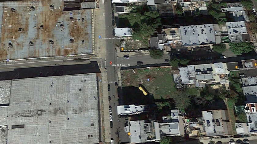 Filming location of derelict school bus, satellite view.
