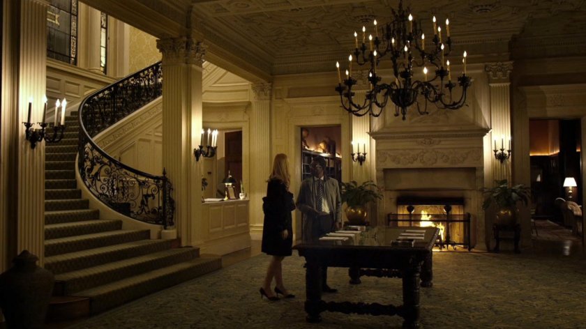 Interior lobby of St. Bénézet Palliative Care.