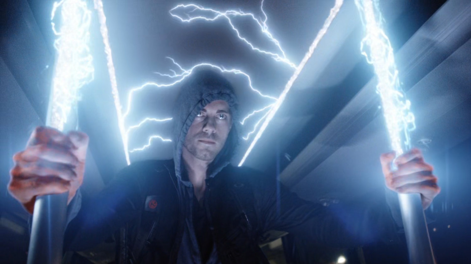 Lincoln fires up his powers on a bus to escape.