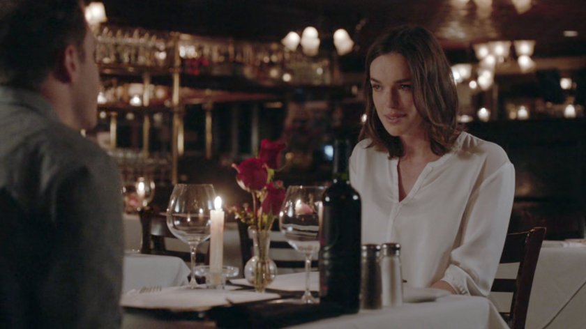 Simmons and Fitz in a fancy restaurant.