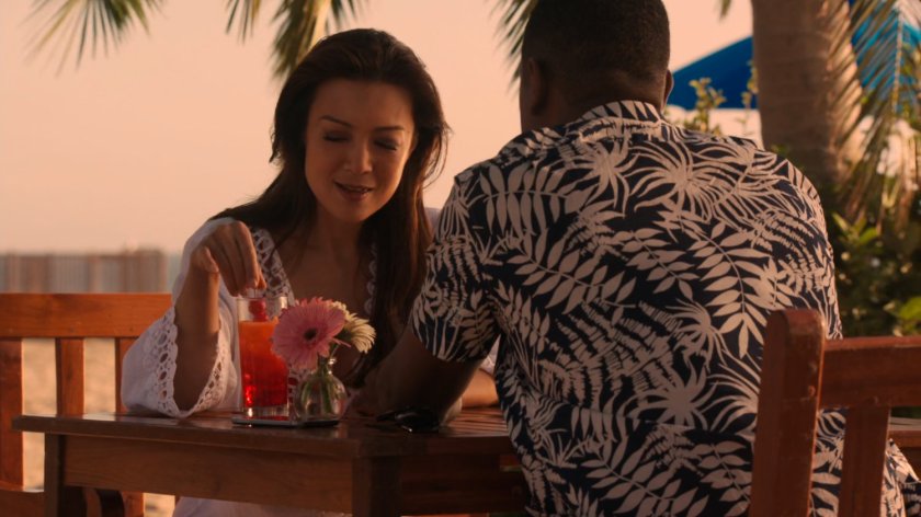 Agent May and Andrew on Maui beach at Sunset.