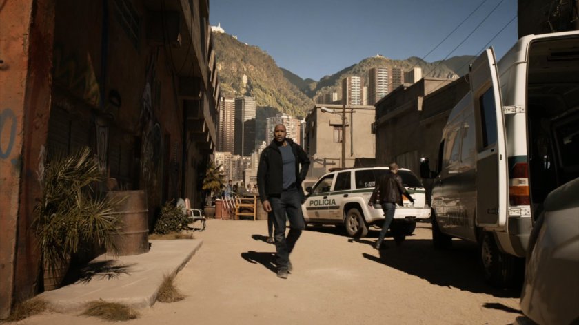 Mack on a Bogata street.