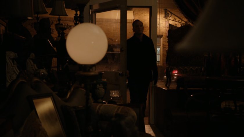 Coulson enters Monarchy antiques.