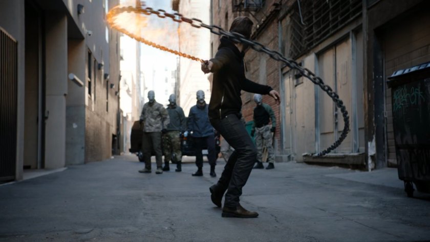 James use a chain as a whip on Watchdog attackers.