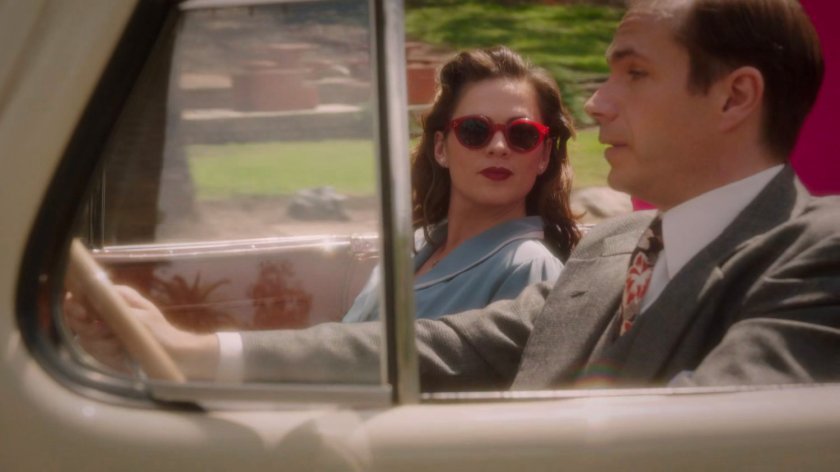 Jarvis drives Peggy along a Los Angeles road.