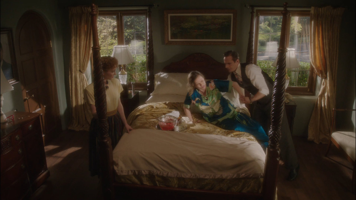 Ana, Peggy and Jarvis in a Stark Mansion bedroom.