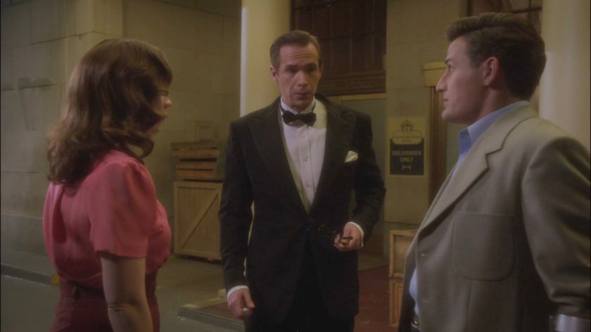 Peggy, Jarvis, and Sousa outside MacArthur Grand Hotel.