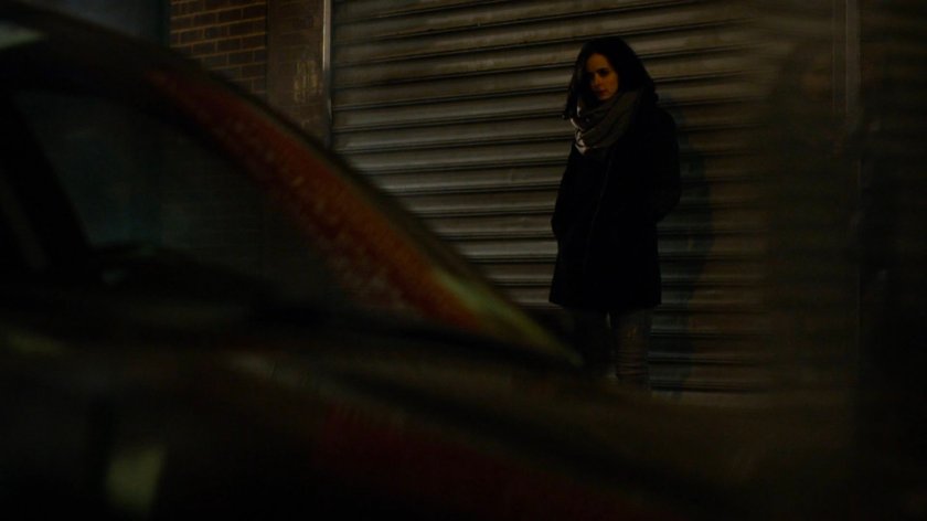 Jessica watching Spheeris in front of a club, SoHo House.