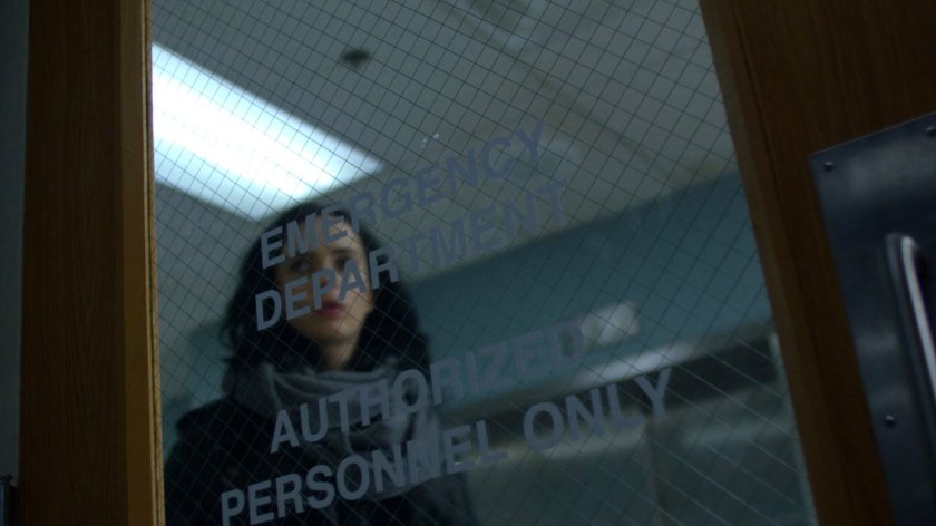 Jessica outside Metro General Emergency Room.