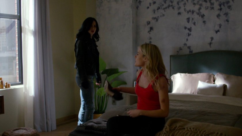 Jessica and Trish in Trish's bedroom.