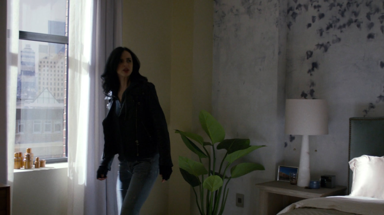 Jessica in Trish's bedroom.