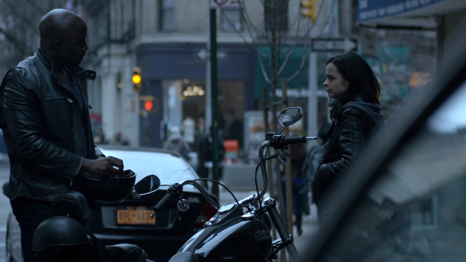 Luke and Jessica outside Alias Investigations building.