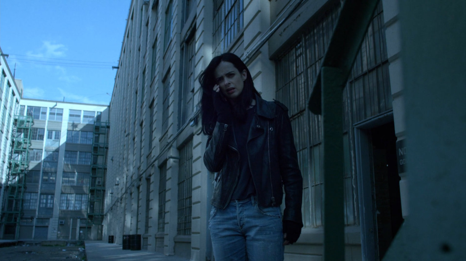 Jessica on the phone outside the CDC Facility.