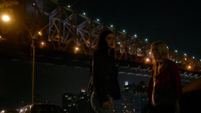 Jessica and Trish walking along the river by Queensboro Bridge.