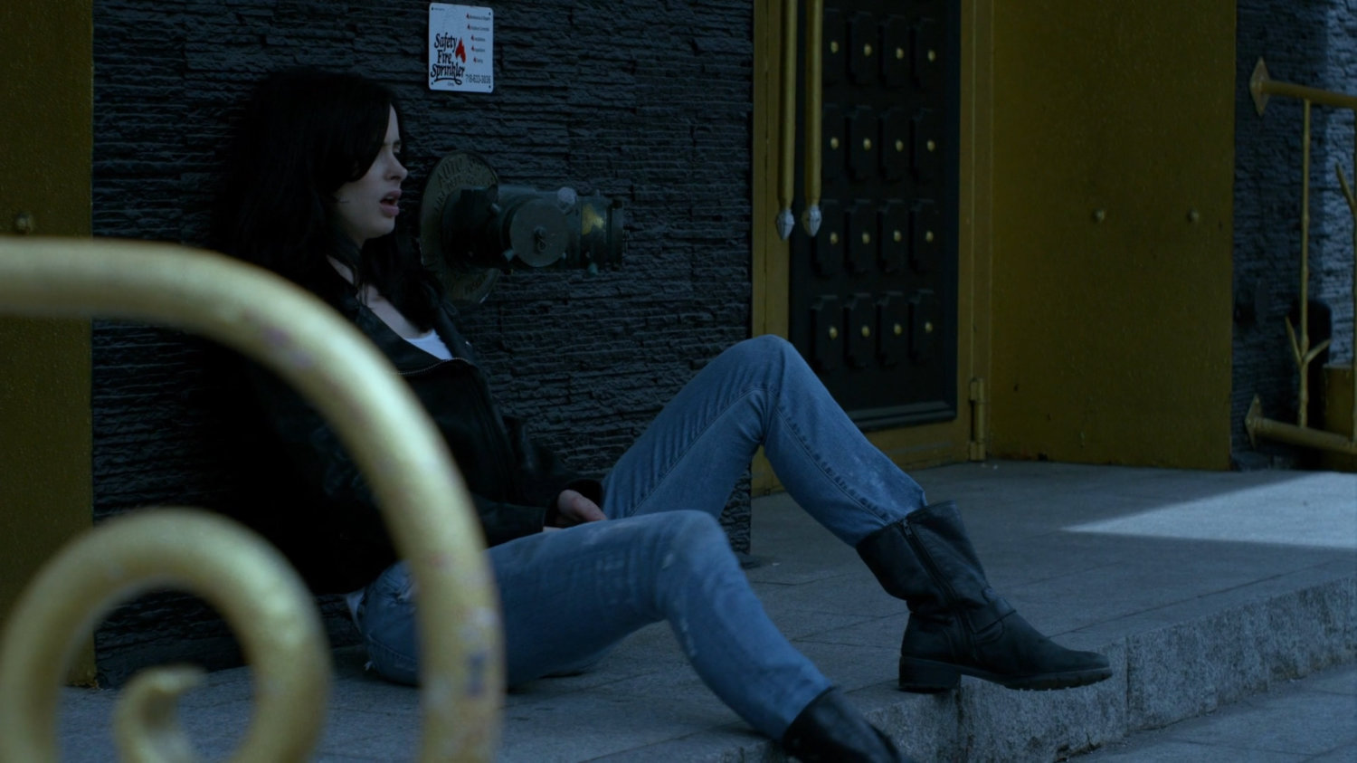Jessica outside the Old Morgue.